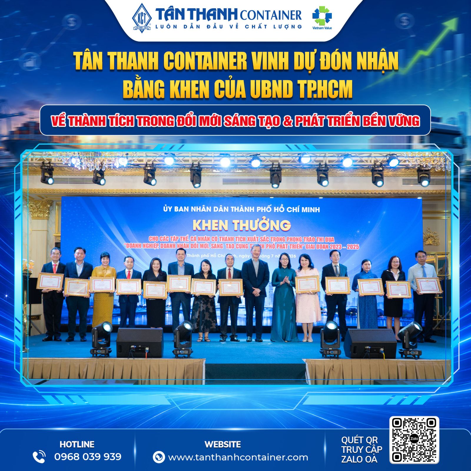 Bà Trần Diệu Canh – Tổng giám đốc Tân Thanh Container cùng đại diện các doanh nghiệp nhận Bằng khen của Chủ tịch UBND TP.HCM