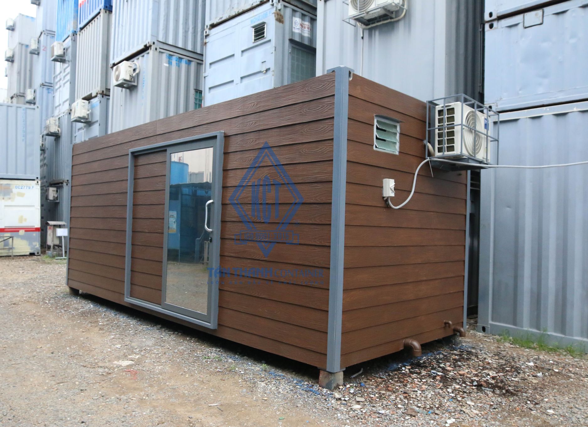 Nhà container giá rẻ 50 triệu tiện nghi