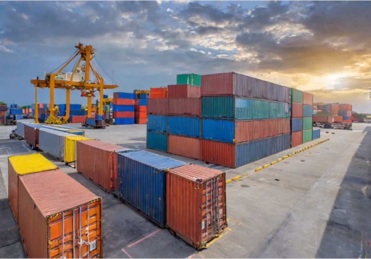 Bãi container là gì? Vai trò bãi container [chi tiết]