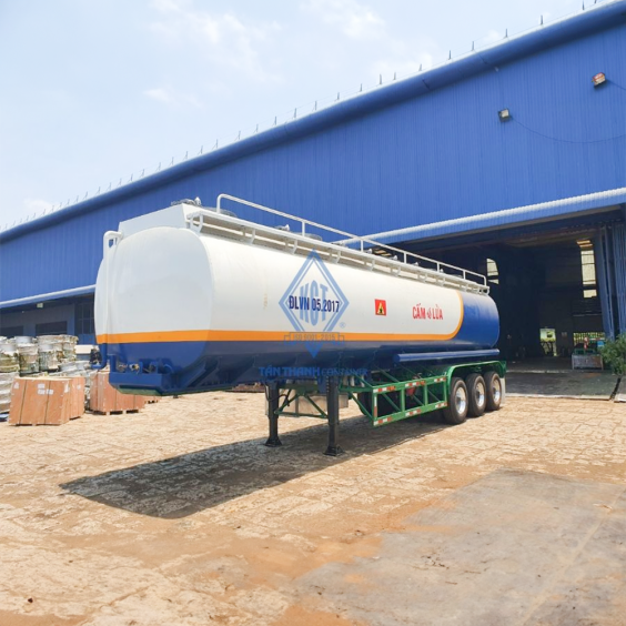 Sơ mi rơ mooc xitec (chở xăng) 40 feet với 03 trục, thể tích 43 m3