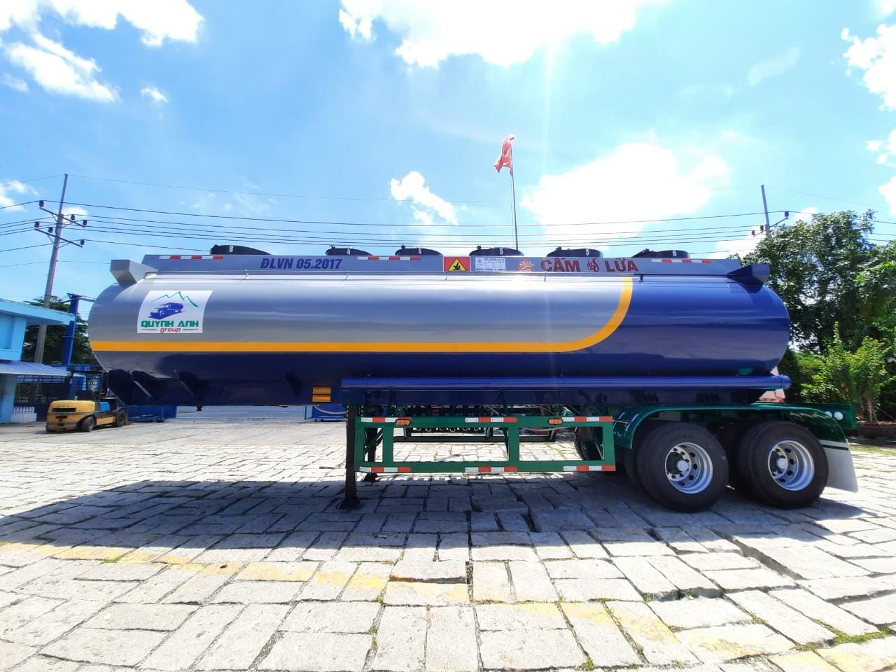 03 Axles 41 m3  Xitec Tank Semi Trailer (Transporting Gasoline) L42-BX-01