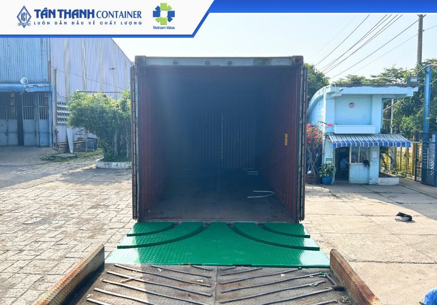 san-thao-tac-tan-thanh-container-04