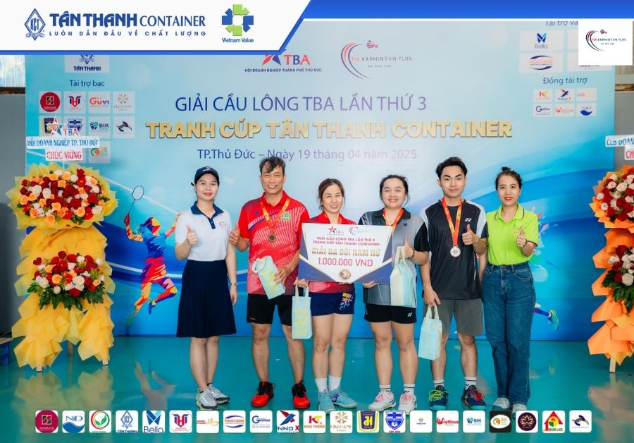 giải ba đội nam nữ