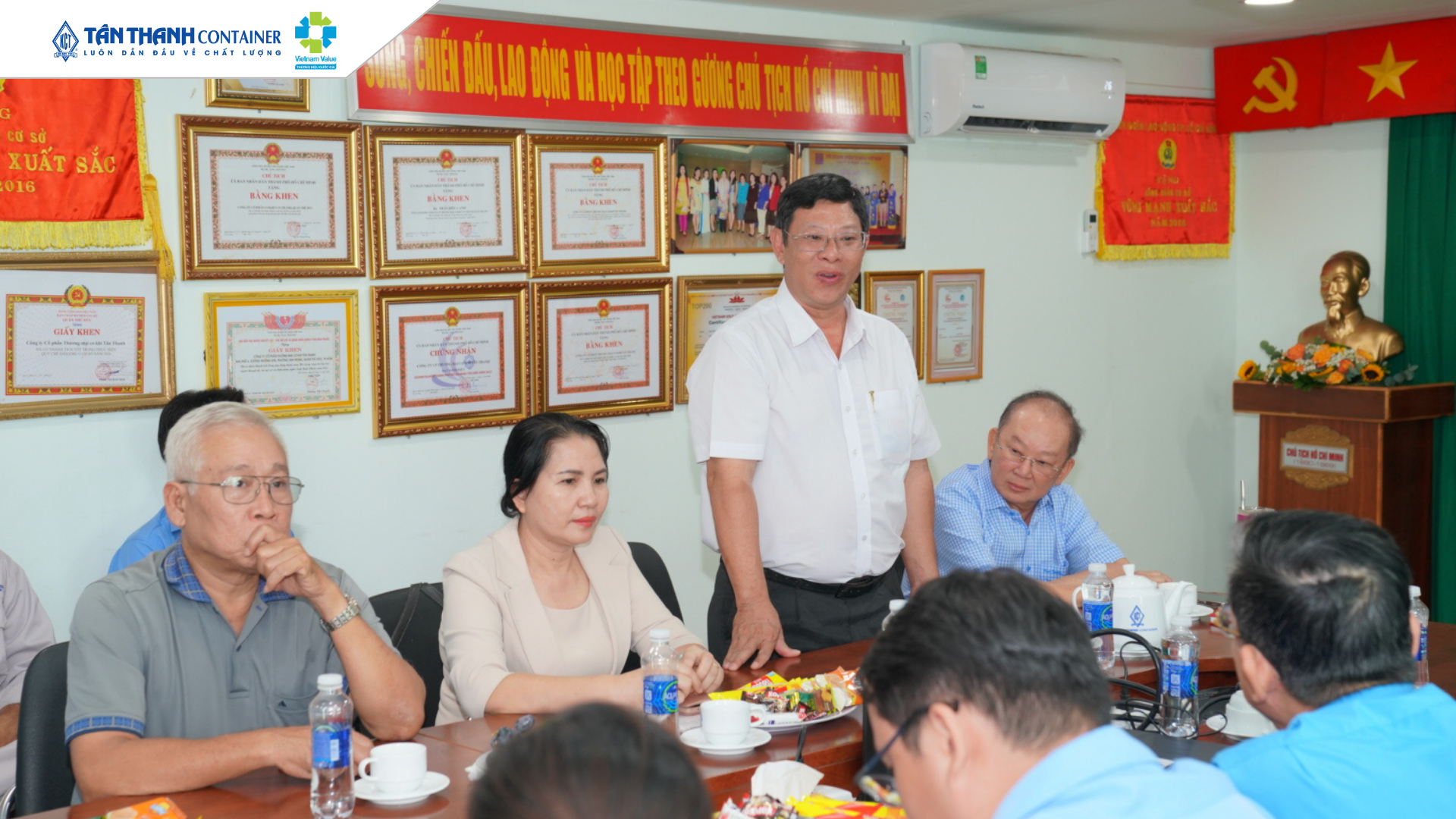 Chi bộ Công ty Tân Thanh tổ chức Lễ kết nạp Đảng viên mới năm 2023 - 04