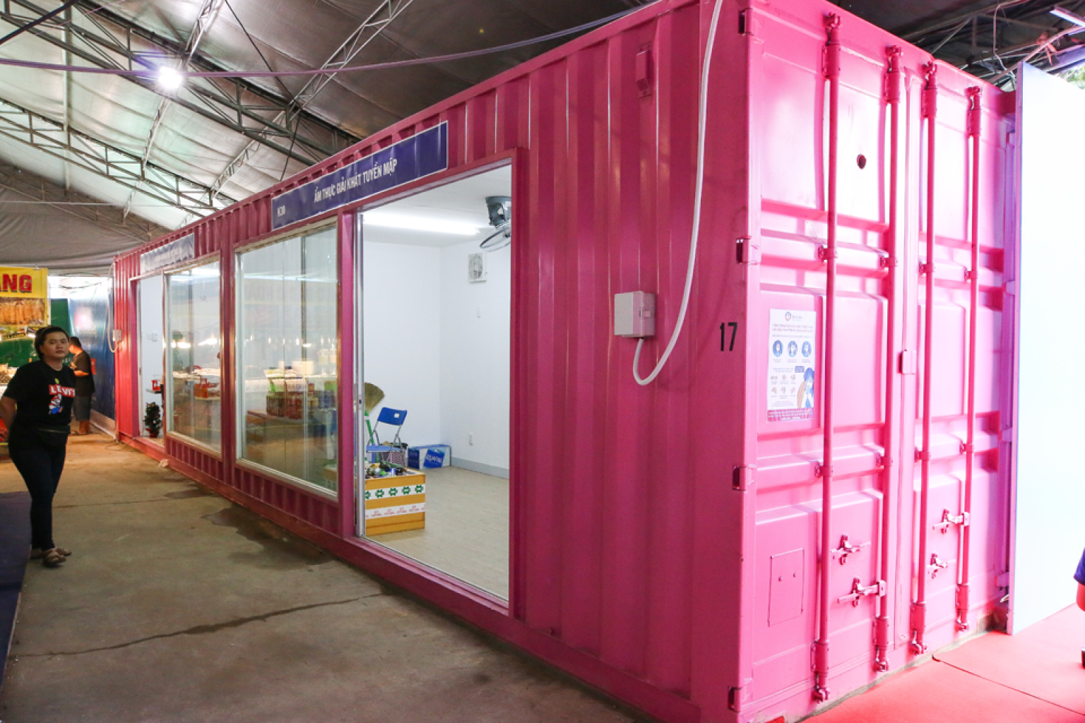 Container gian hàng tại chương trình kích cầu tiêu dùng