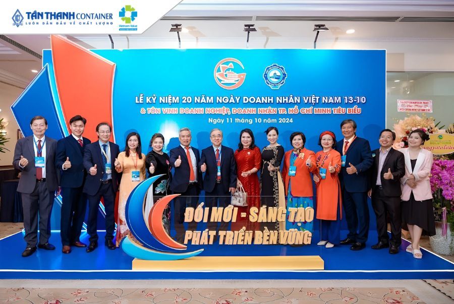 tan-thanh-container-cung-le-trao-giai-doanh-nghiep-doanh-nhan-tphcm-tieu-bieu-nam-2024-01