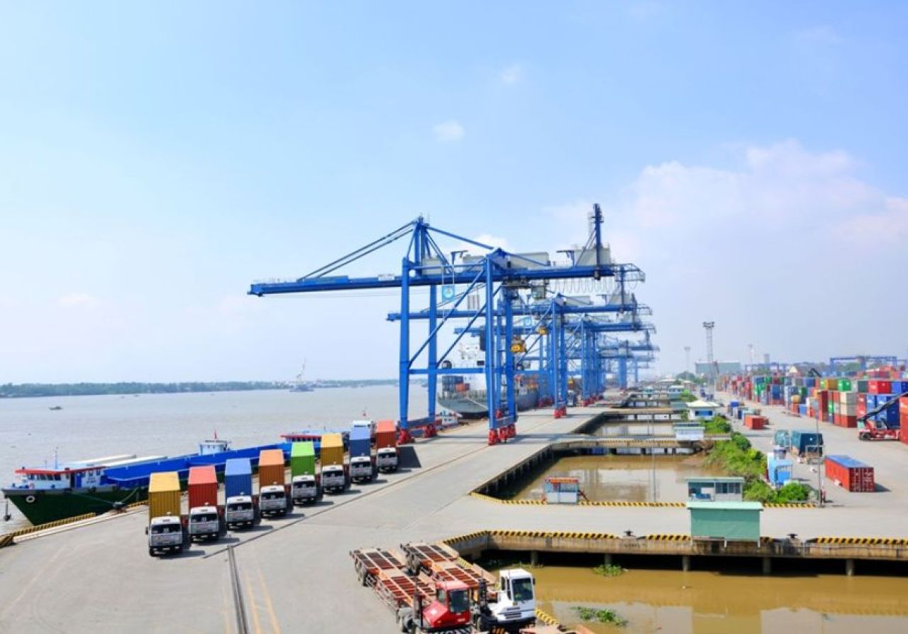 Phi Containers Phí lưu bãi container là gì? Phân biệt từng loại phí