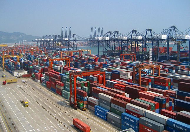 cang-container-lon-nhat-the-gioi-4