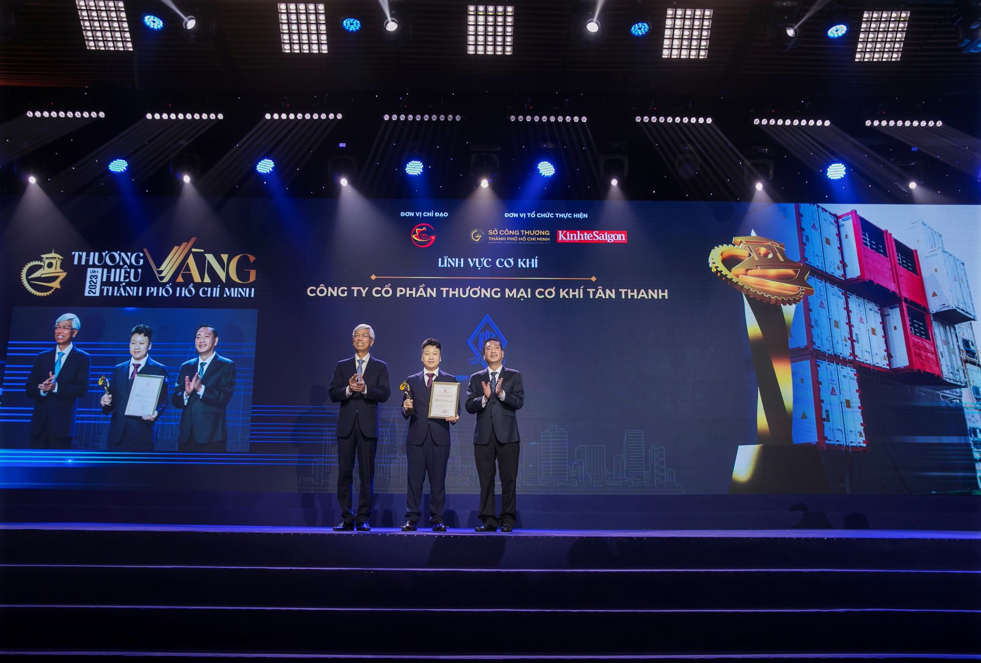 Công ty cổ phần Thương Mại Cơ Khí Tân Thanh đón nhận Giải thưởng Thương hiệu Vàng TP.HCM 