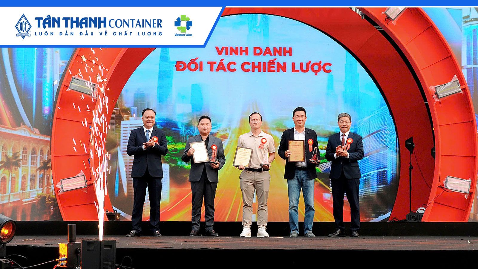 T&acirc;n Thanh Container được vinh danh l&agrave; đối t&aacute;c chiến lược tại Lễ kỷ niệm 50 năm h&igrave;nh th&agrave;nh v&agrave; ph&aacute;t triển Casumina.