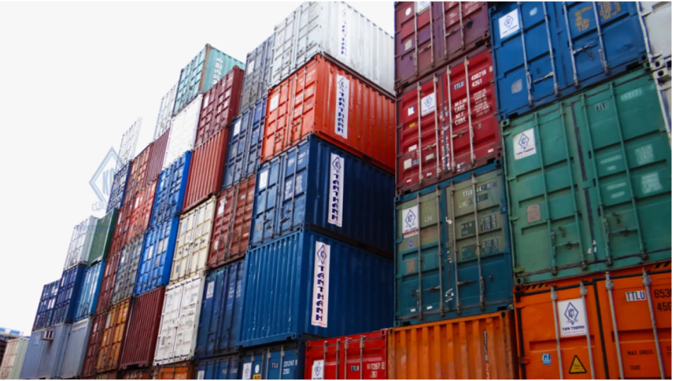 Xem xét chất lượng container, ưu tiên chất lượng trên giá cả